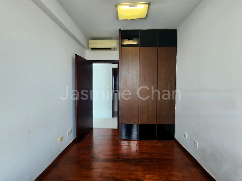 2 Bed Apartment (Condo) for Sale in  Leith Grove - Image 16